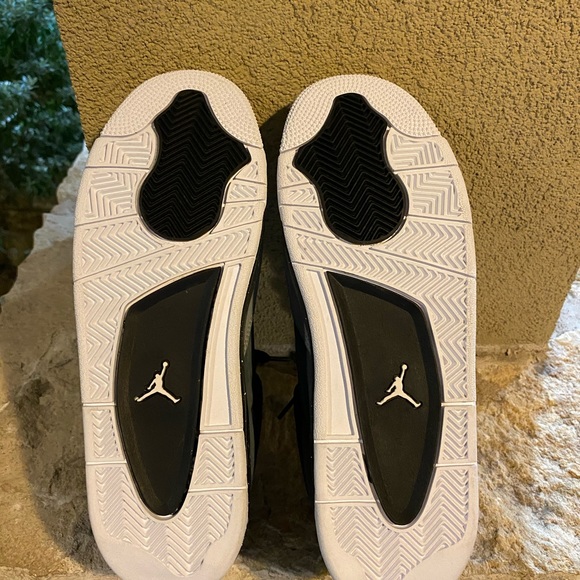 DS Jordan 4 fear sz6 - Picture 2 of 2